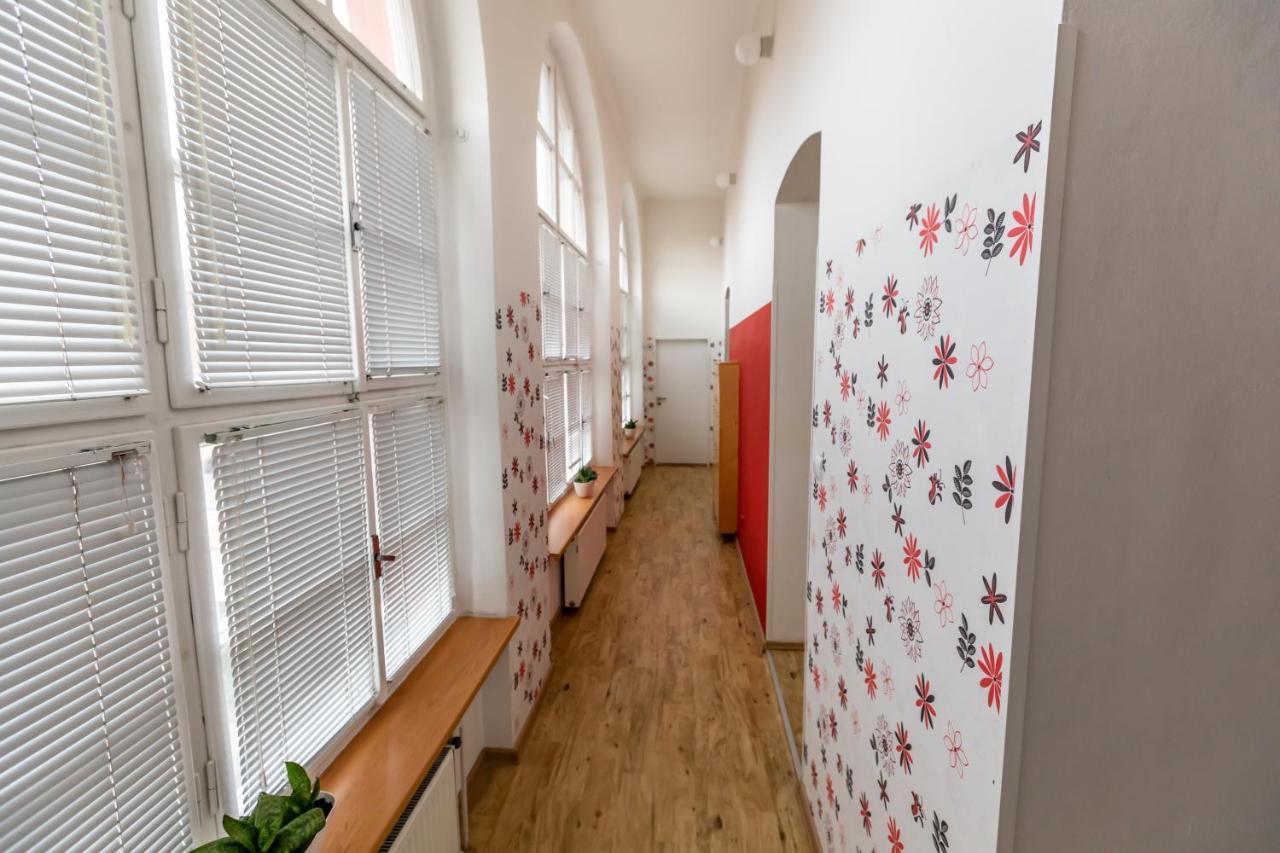 Palac Daun - Studio Apartments Znojmo Luaran gambar