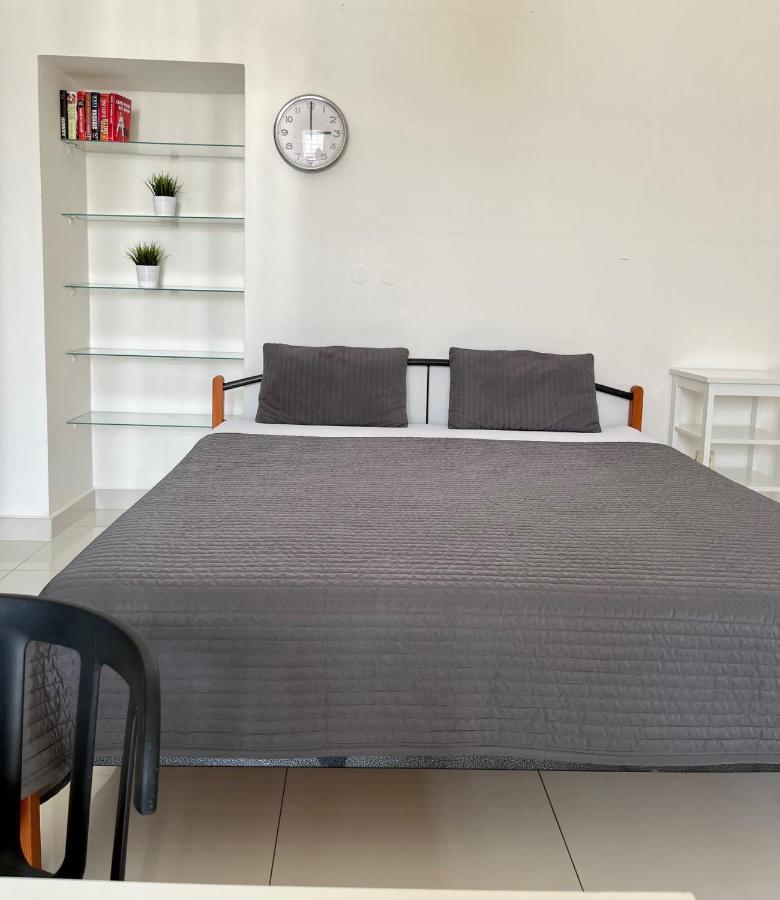 Palac Daun - Studio Apartments Znojmo Luaran gambar