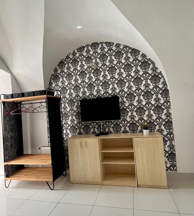 Palac Daun - Studio Apartments Znojmo Luaran gambar