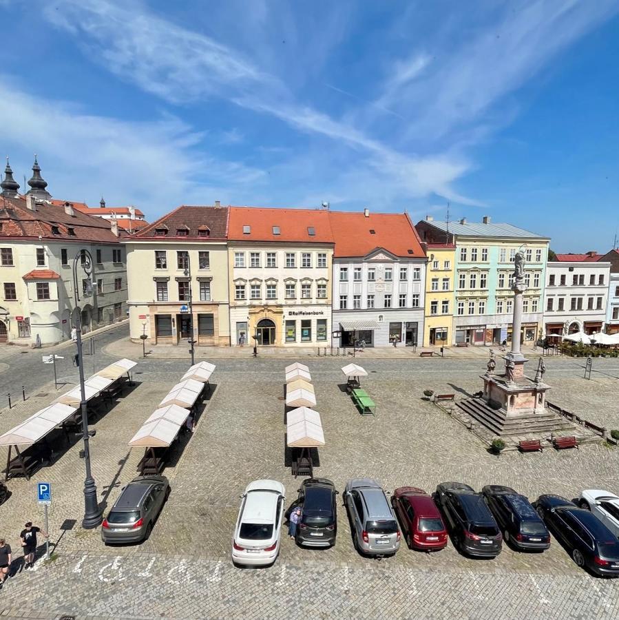Palac Daun - Studio Apartments Znojmo Luaran gambar