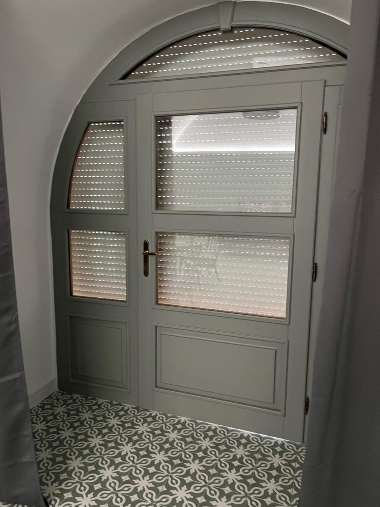 Palac Daun - Studio Apartments Znojmo Luaran gambar